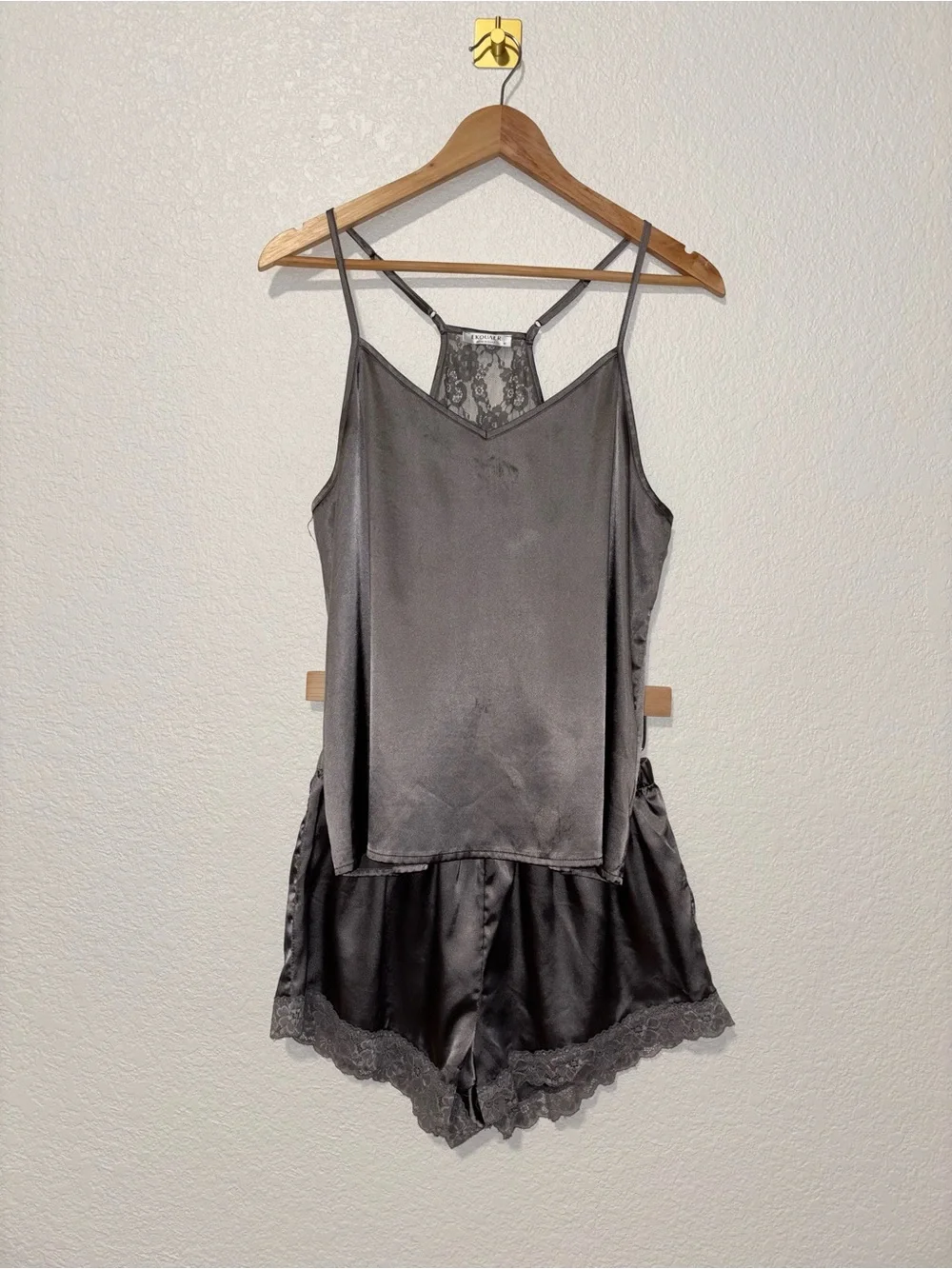 EKOUER Gray Satin Lace Cami & Shorts Pajama Set M